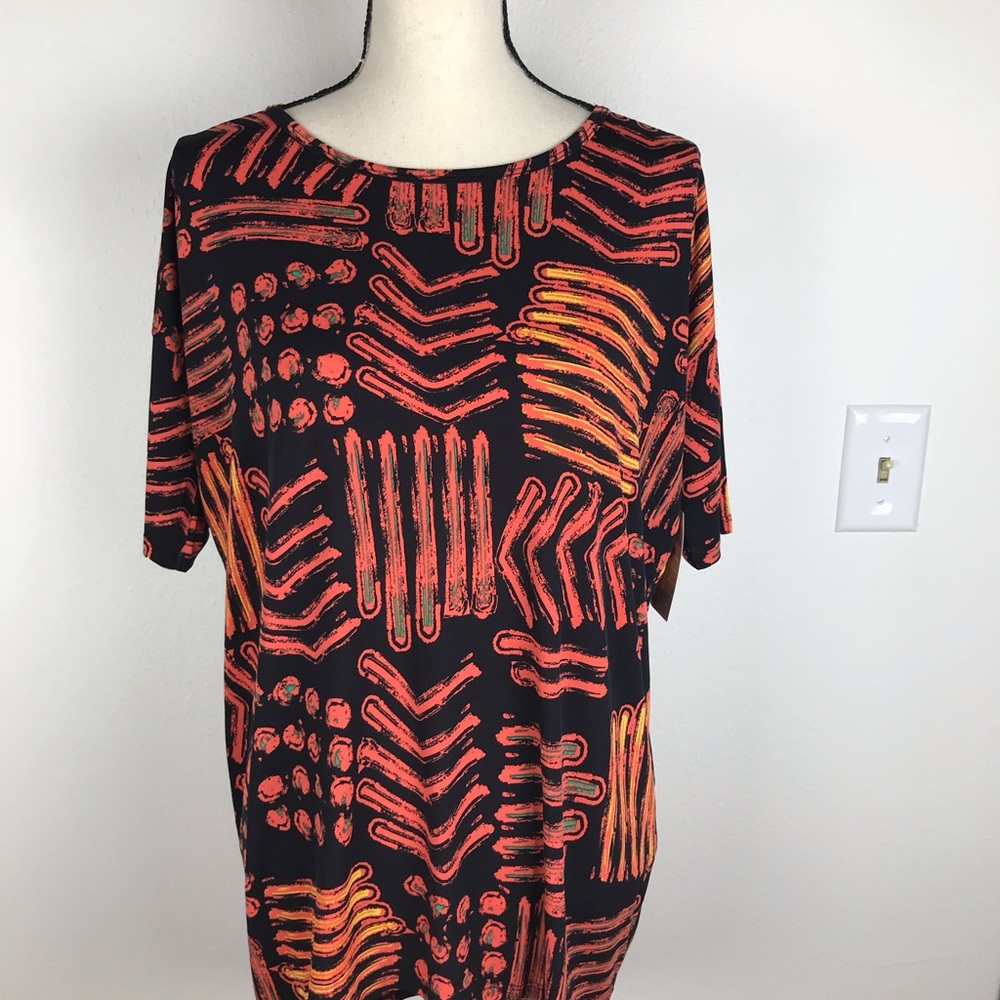 *NWT* LULA ROE  HIGH-LOW HEMLINE TOP